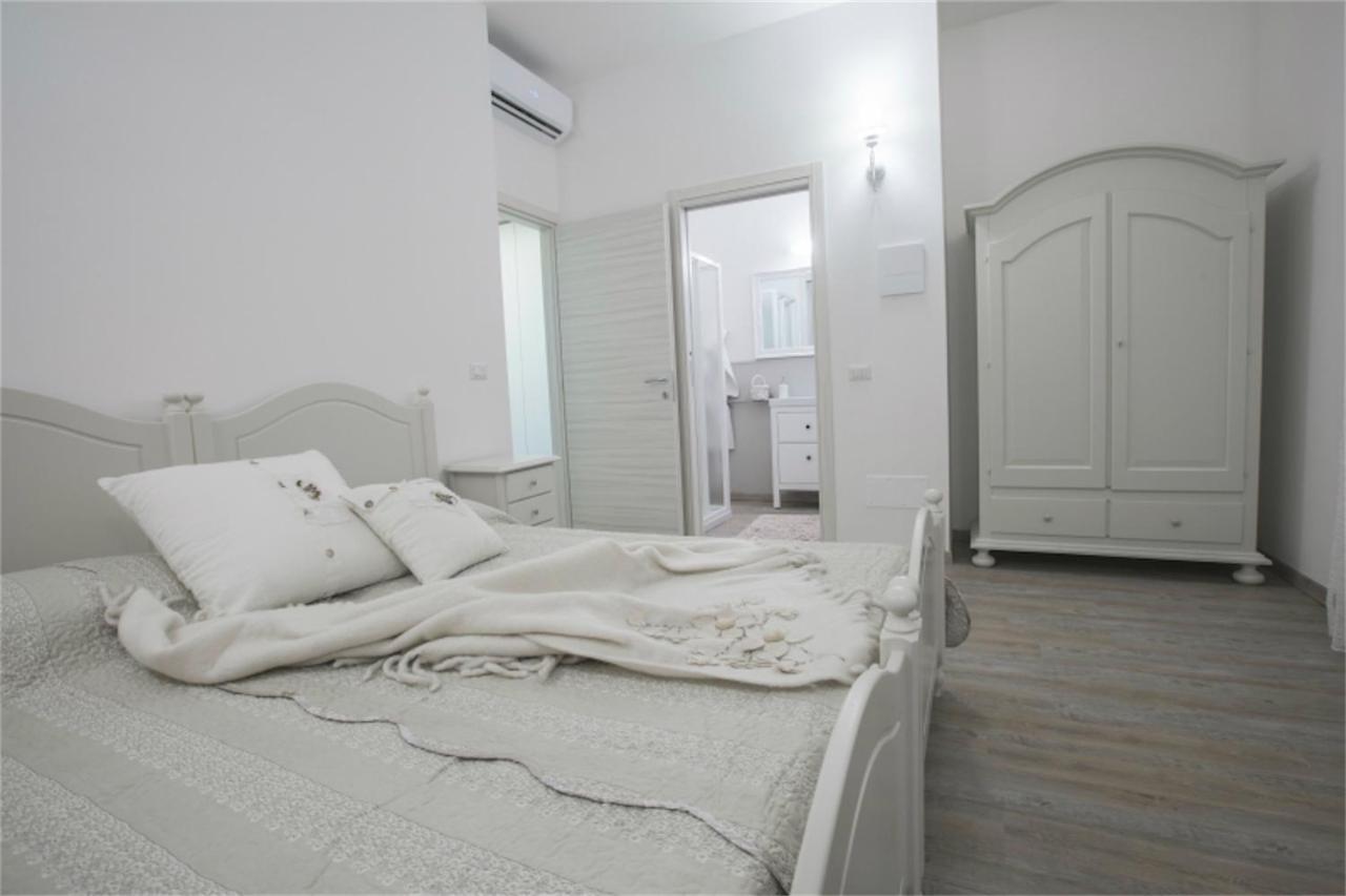 Bed and Breakfast Lilly Chic Монца Экстерьер фото