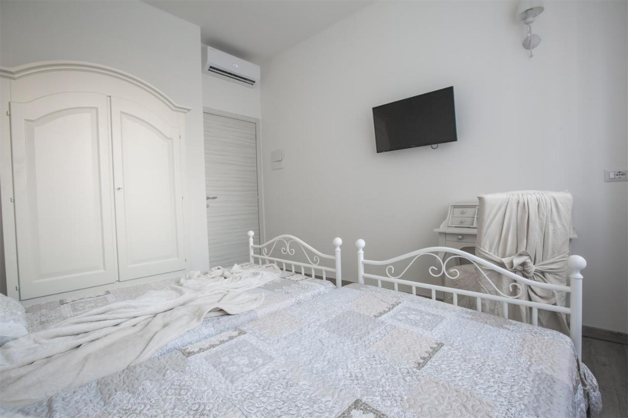 Bed and Breakfast Lilly Chic Монца Экстерьер фото